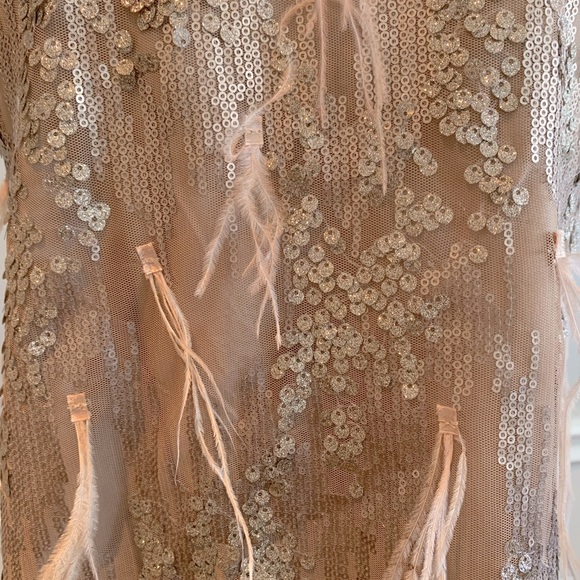 Ostrich feather and sequins vintage glam champagne dress - Picture 9 of 11
